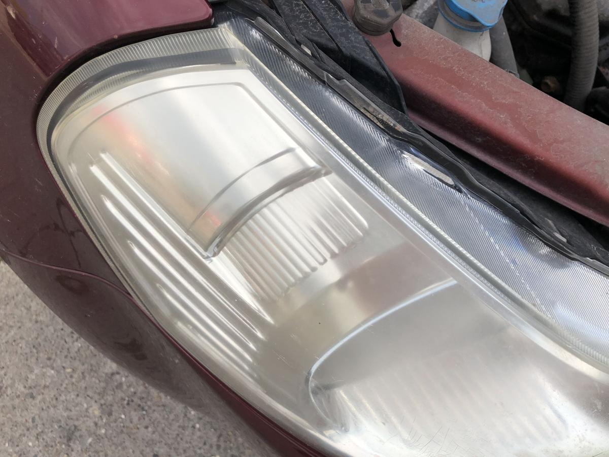 Suzuki SX4 Stufenheck Scheinwerfer rechts Hauptscheinwerfer Halogen Tr&uuml;b Koito