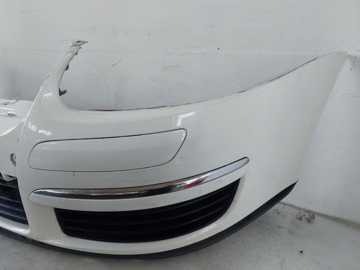 VW Golf 5 1KM Variant Sto&szlig;f&auml;nger vorn Frontsch&uuml;rze OHNE Grill LR9A weiss