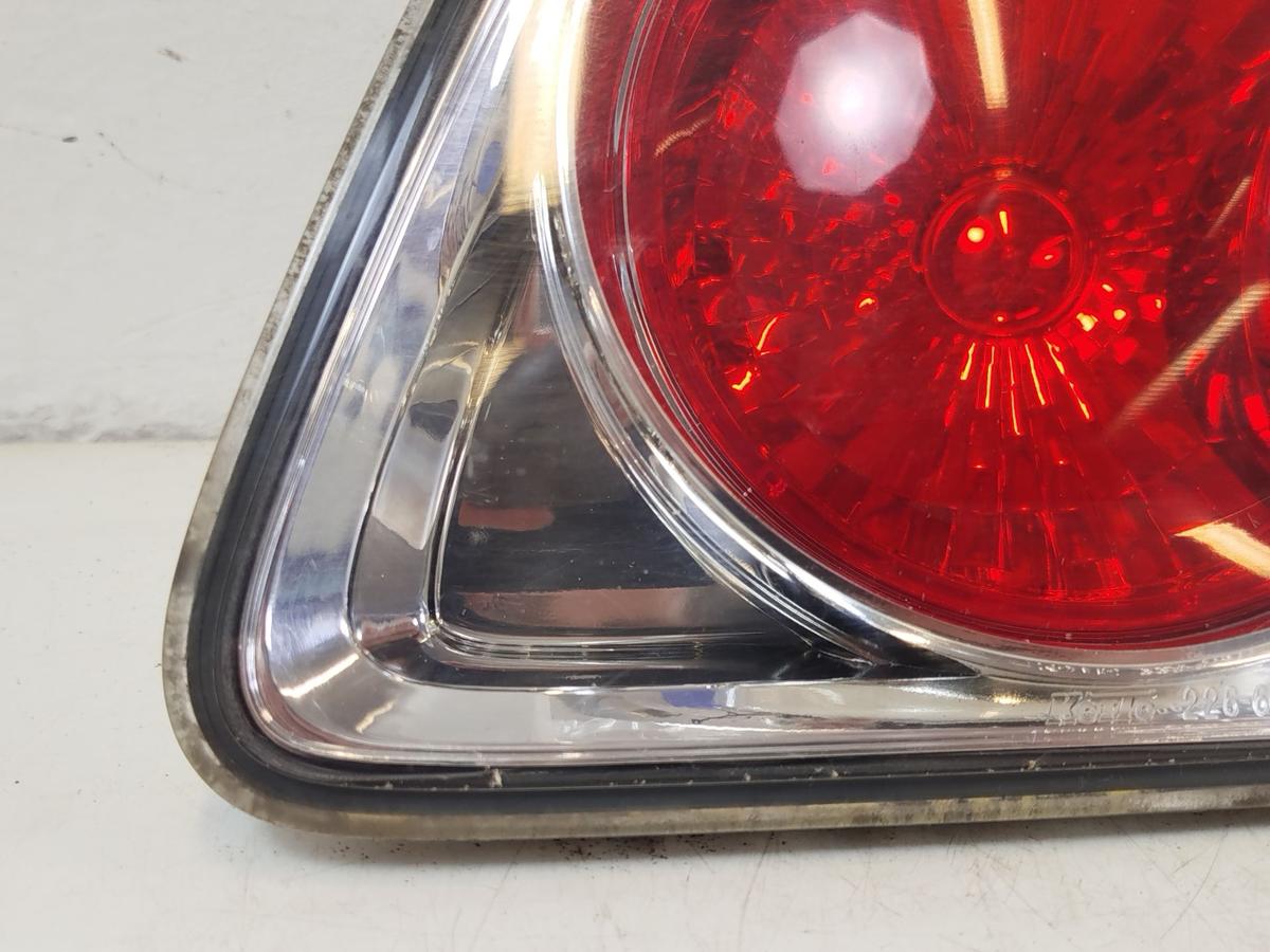 Mazda 6 GG Schr&auml;gheck Koito R&uuml;ckleuchte innen rechts Heckleuchte R&uuml;cklicht