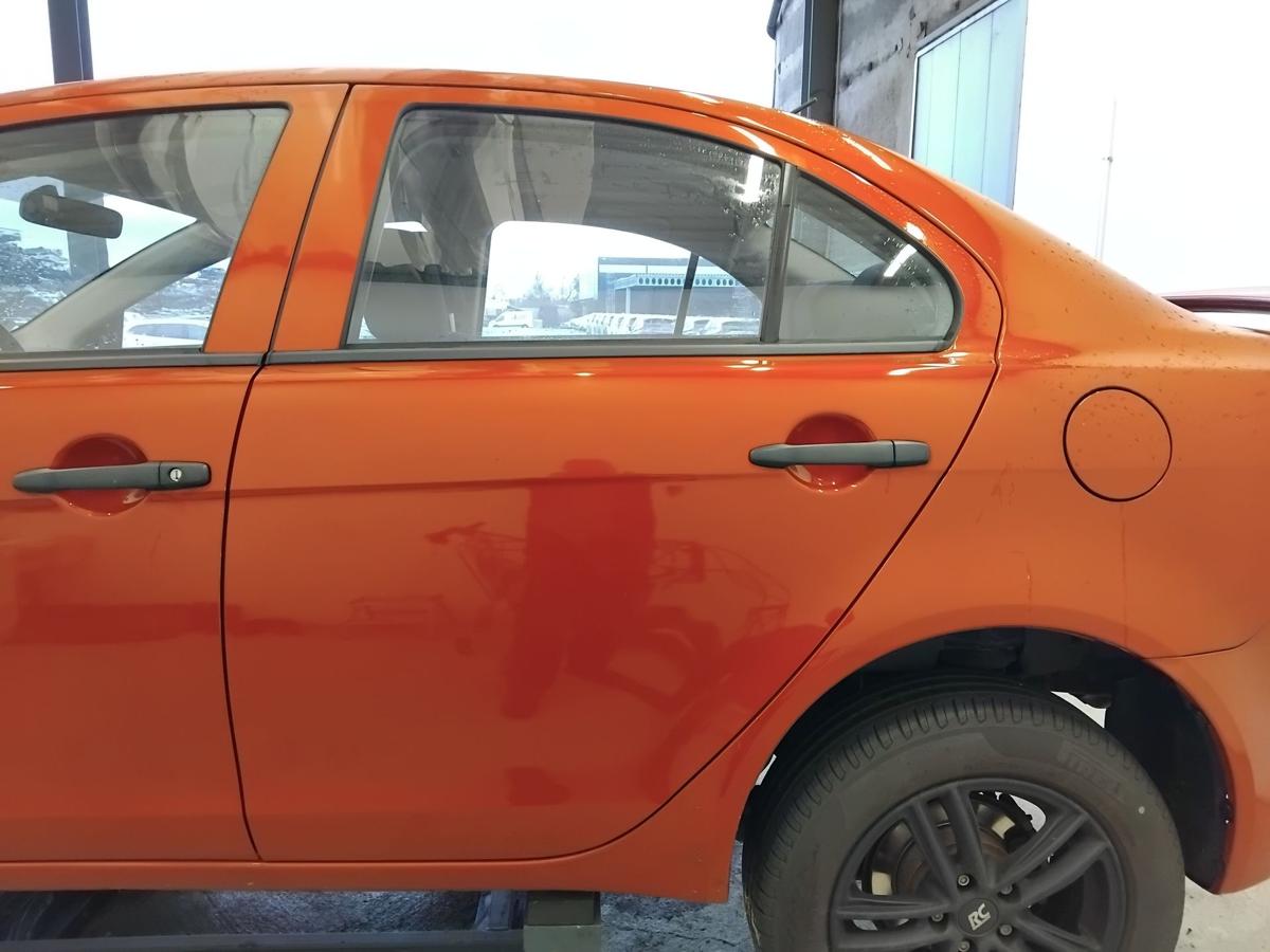 Mitsubishi Lancer 8 CY0 T&uuml;r hinten links BJ2015 P26B Karminrot