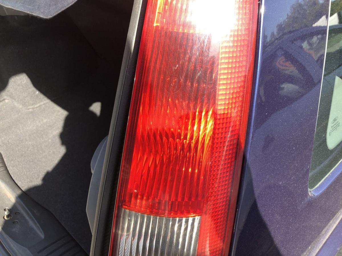 Ford Fusion JU2 R&uuml;ckleuchte rechts R&uuml;cklicht Heckleuchte Vorfacelift bis 2005
