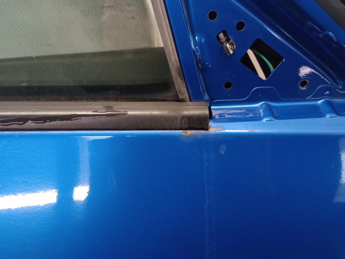 Subaru Impreza GH GR orig Tür vorn rechts 02C Blau Bj 2010