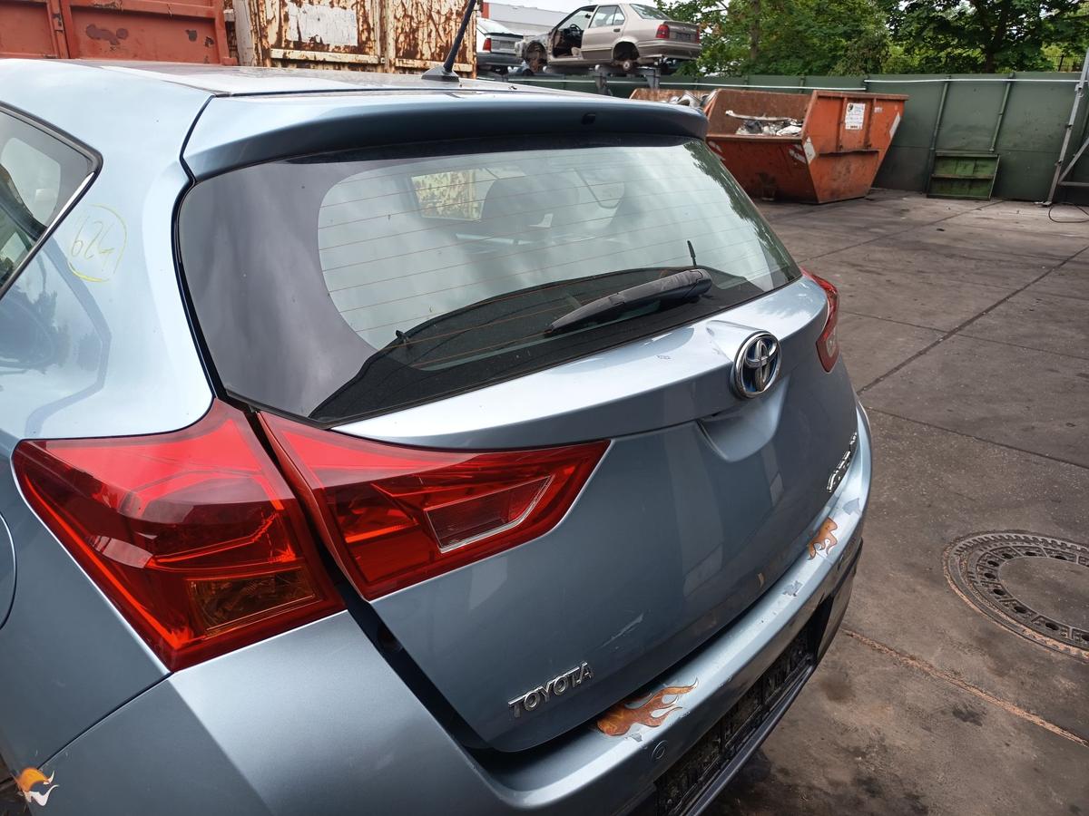 Toyota Auris E18 Limo original Heckklappe mit Scheibe 8N0 Arktisblau Bj2013