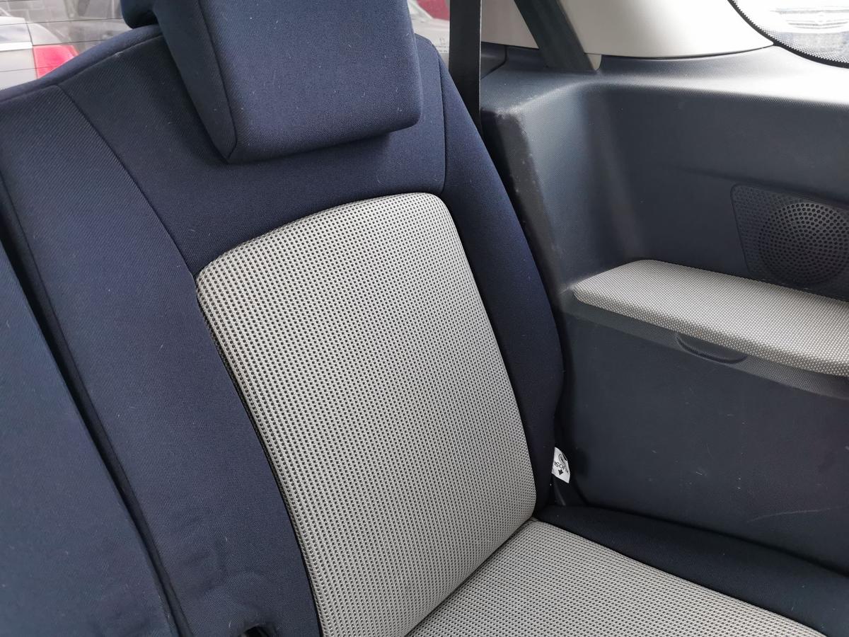 Peugeot 1007 K Einzelsitz Sitz Rücksitz hinten links mit Kopfstütze Stoff