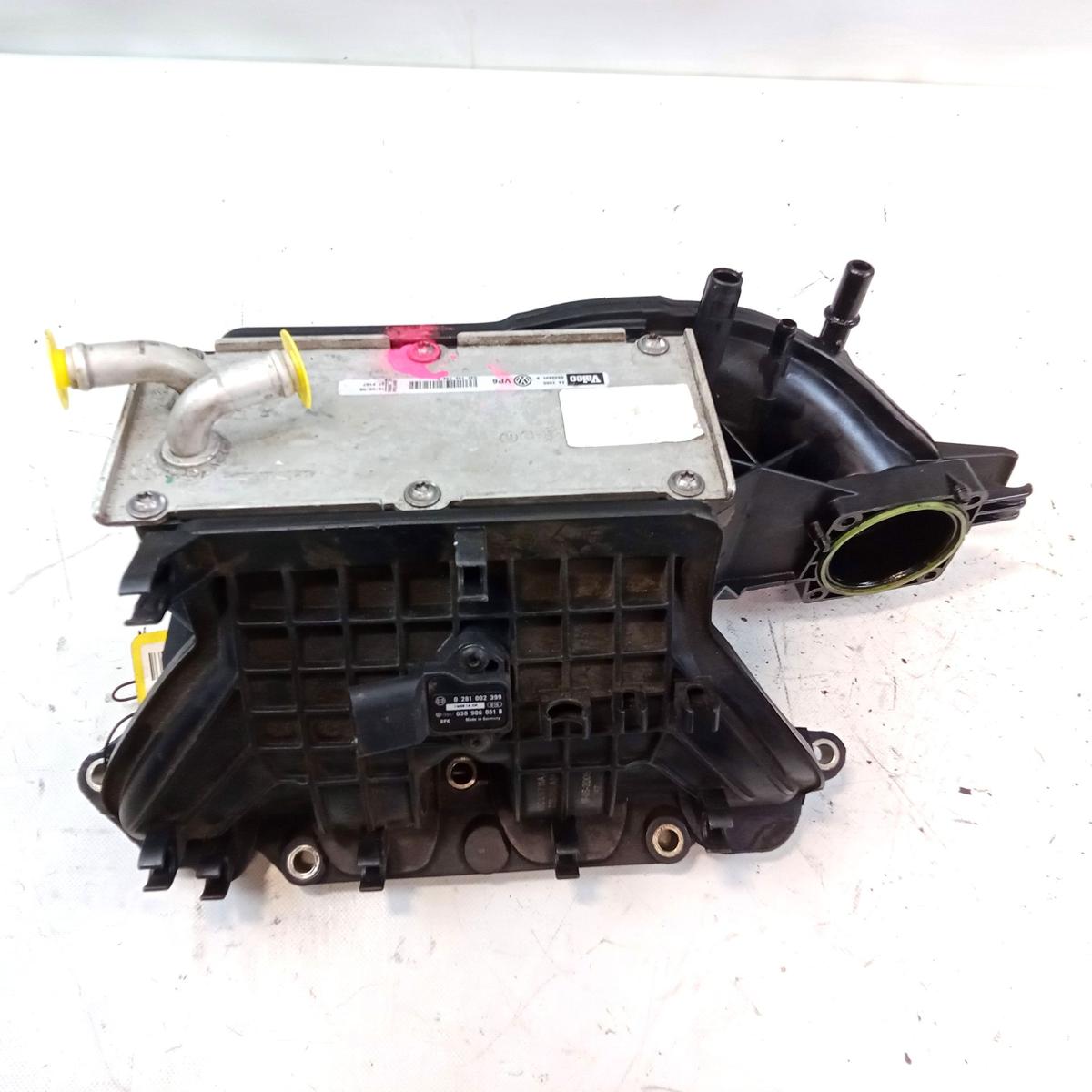 VW Golf 5 Ansaugkr&uuml;mmer mit Ladeluftk&uuml;hler 03C129711AD 03C145749B BJ2008
