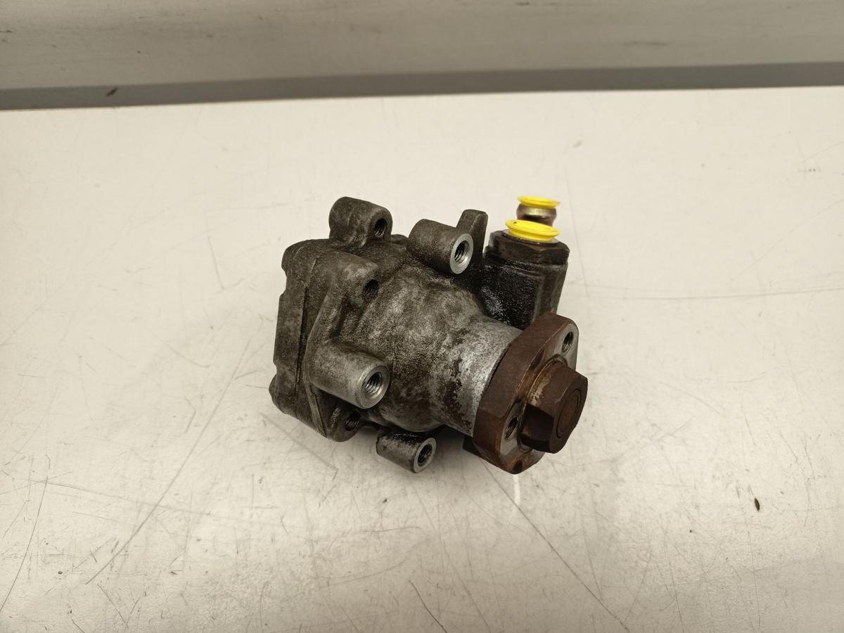 VW Transporter T5 original Servopumpe 7H0422154ES Baujahr 2006