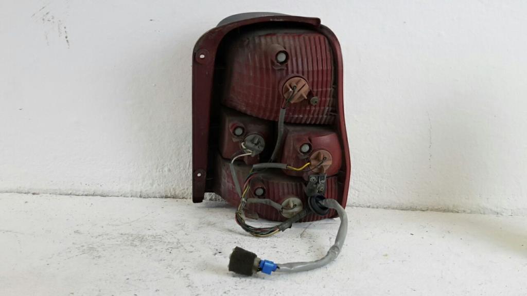 Kia Carnival UP Bj.02 Rückleuchte links Rücklicht 1K53A51140L ab 2001