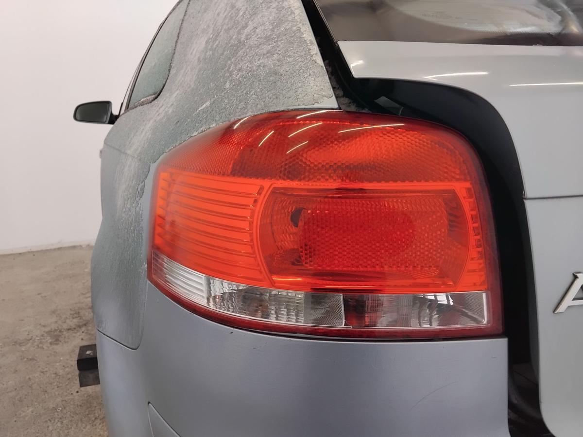 Audi A3 8P original R&uuml;ckleuchte Heckleuchte links 3-t&uuml;rig BJ2007