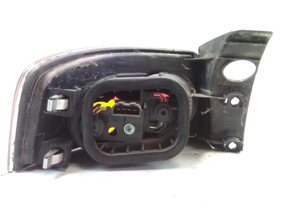 Seat Ibiza III 6L original R&uuml;ckleuchte Heckleuchte rechts aussen BJ2002