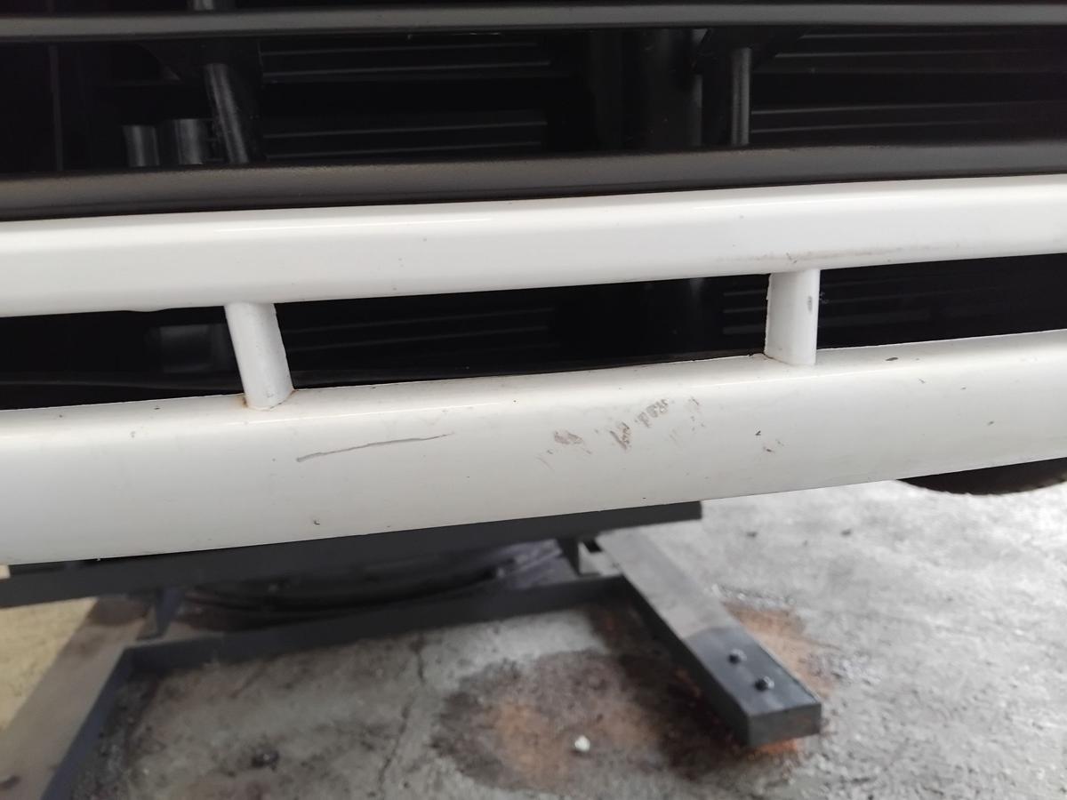 Ford Focus 3 DYB original Sto&szlig;stange Sto&szlig;f&auml;nger vorn frostweiss BJ2013