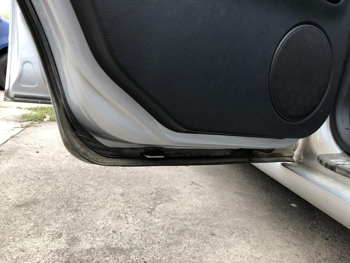 VW Bora 1J T&uuml;r hinten links Fondt&uuml;r nur Limo LA7W Reflexsilber Metallic Rohbau