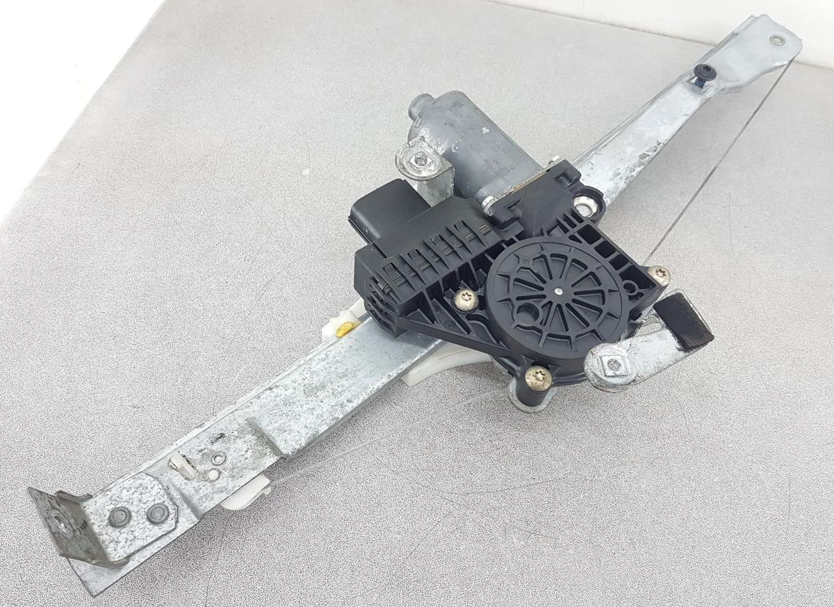 Ford Mondeo BWY Fensterheber hinten links 0130821773 Bj2005 Kombi