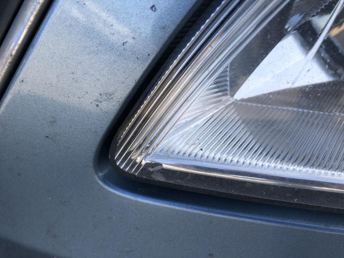 Skoda Fabia II 2 5J Scheinwerfer links Halogen Linse ab 2010 ohne Kurvenlicht