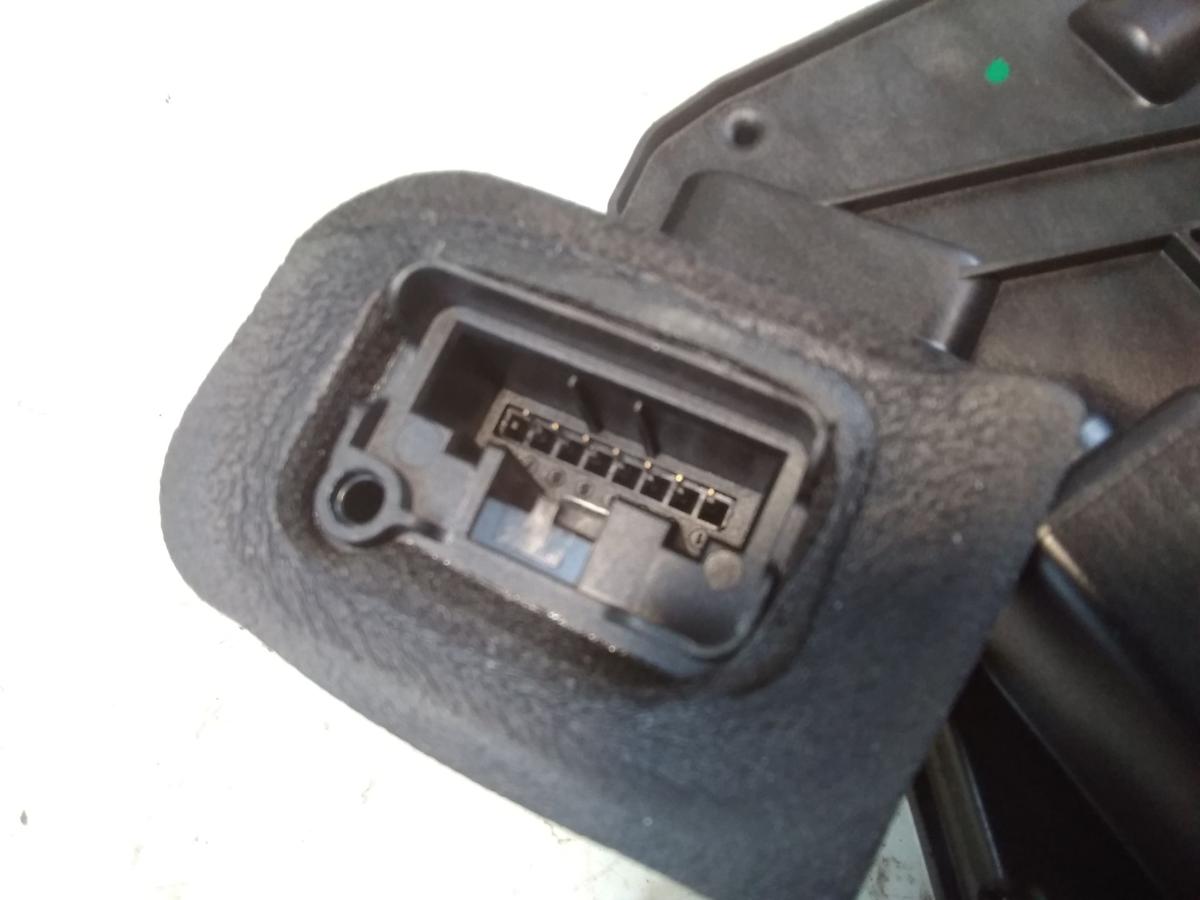 VW Golf Sportsvan original T&uuml;rschlo&szlig; hinten rechts mit ZV Bj.2017