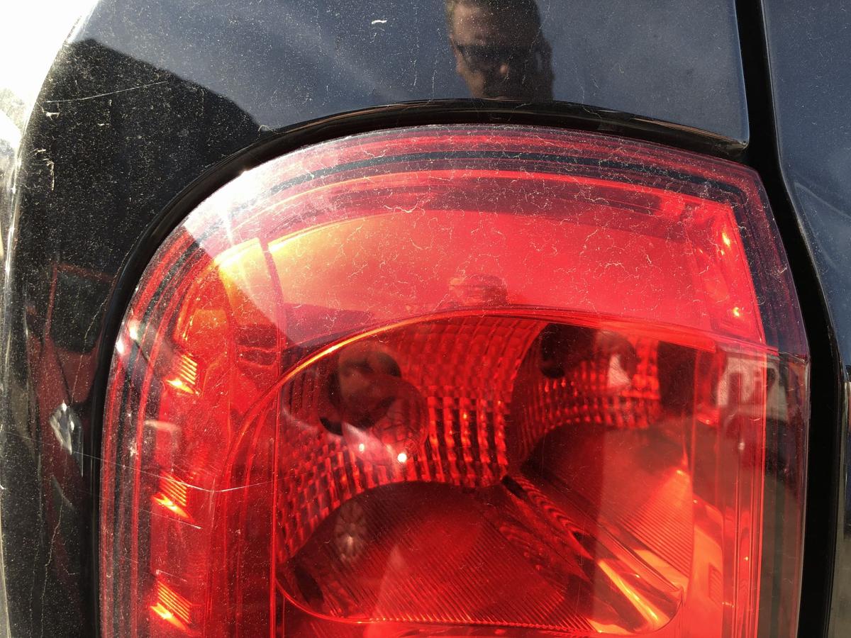 Dacia Duster 1 Typ HS R&uuml;ckleuchte links R&uuml;cklicht Heckleuchte bis 2013