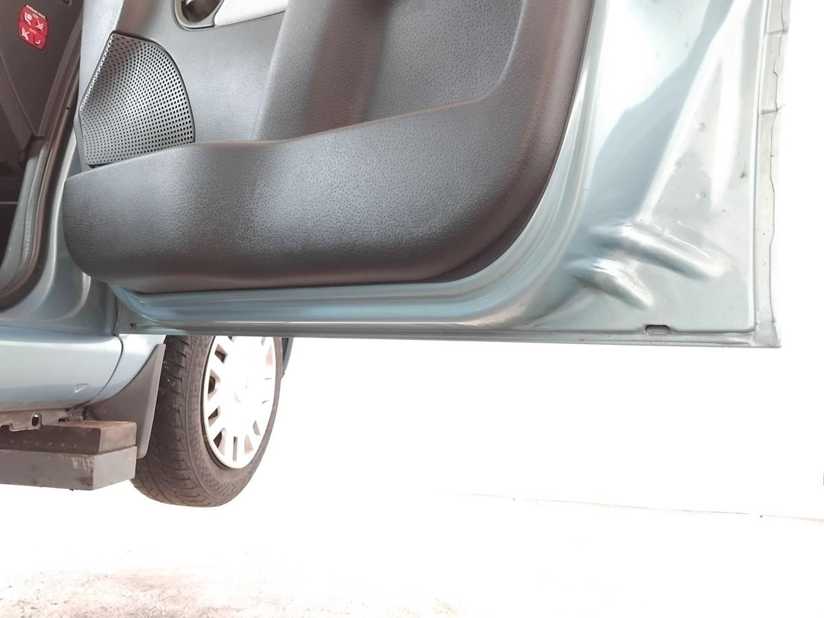 Citroen C3 T&uuml;r vorn rechts Beifahrert&uuml;r KMY Lucia Blau Metallic BJ2005