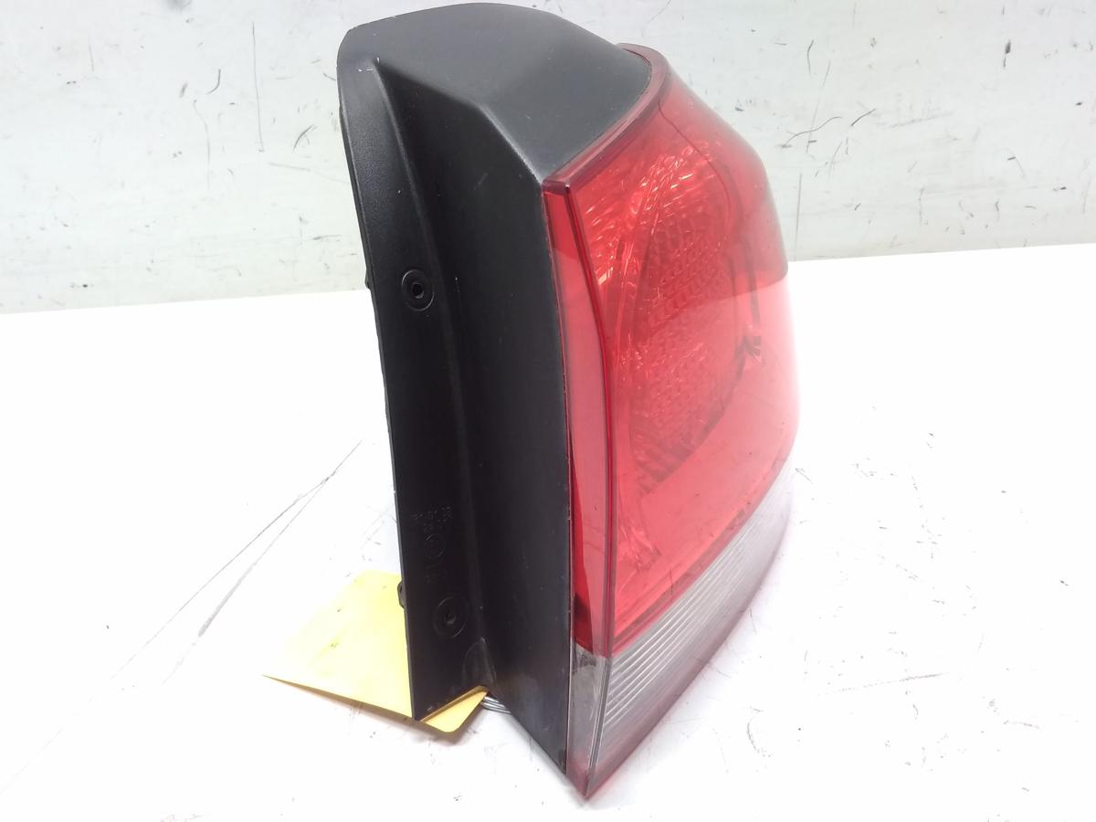 VW Golf 6 original Rückleuchte Schlussleuchte rechts außen Fließheck BJ2011