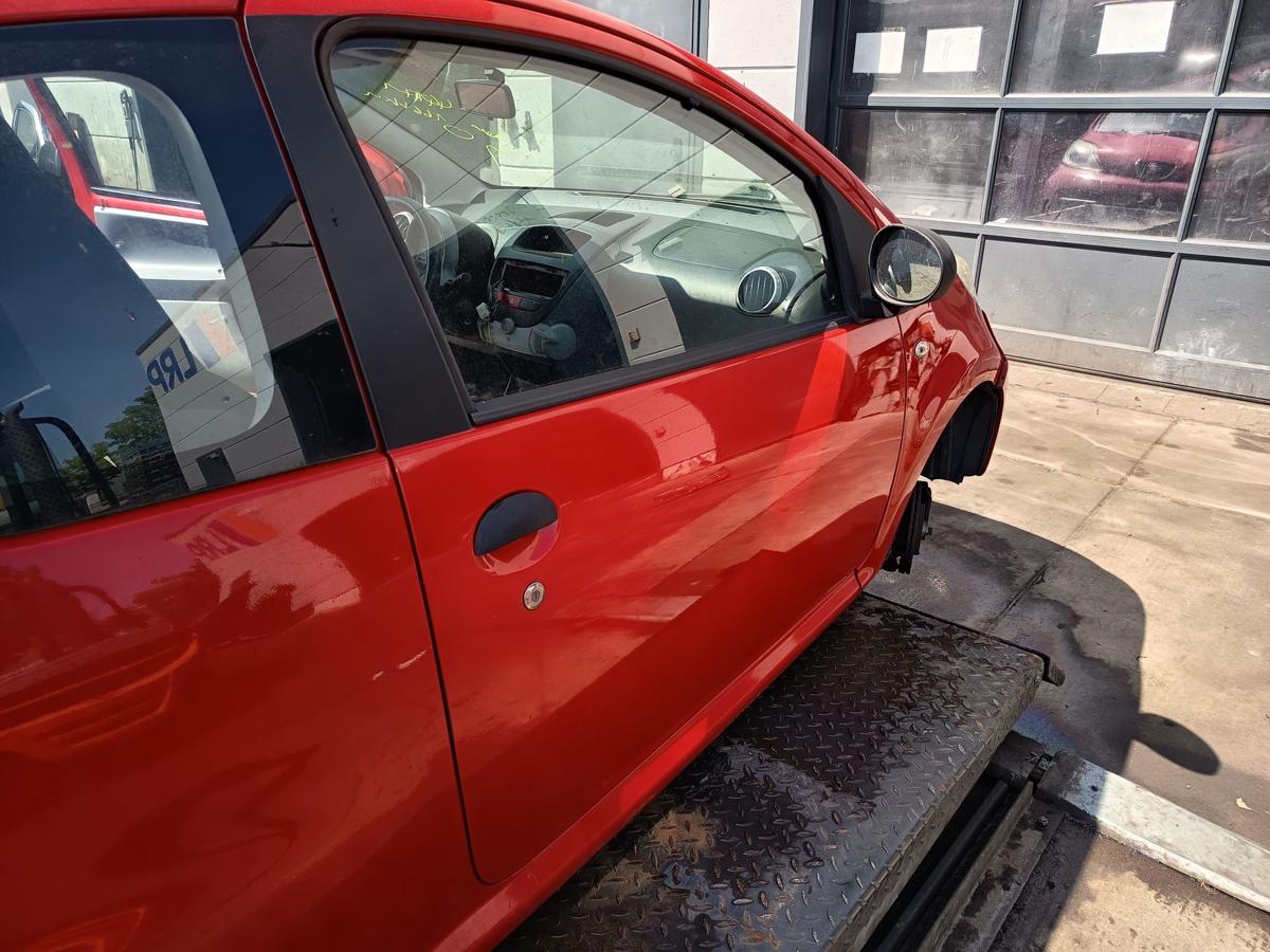 Peugeot 107 original Tür rechts Beifahrer KJH Scarletrot Bj 2008