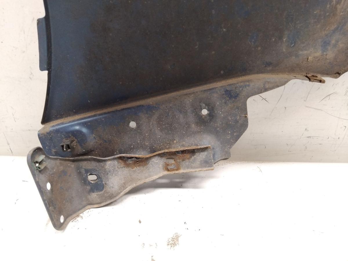 Nissan Almera Tino original Kotflügel vorn links Z01 Lazuli Blue Metallic BJ2001