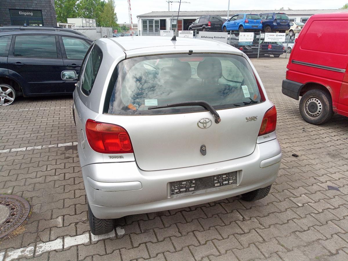 Toyota Yaris XP10 original Heckklappe mit Heckscheibe Silber Bj.2004