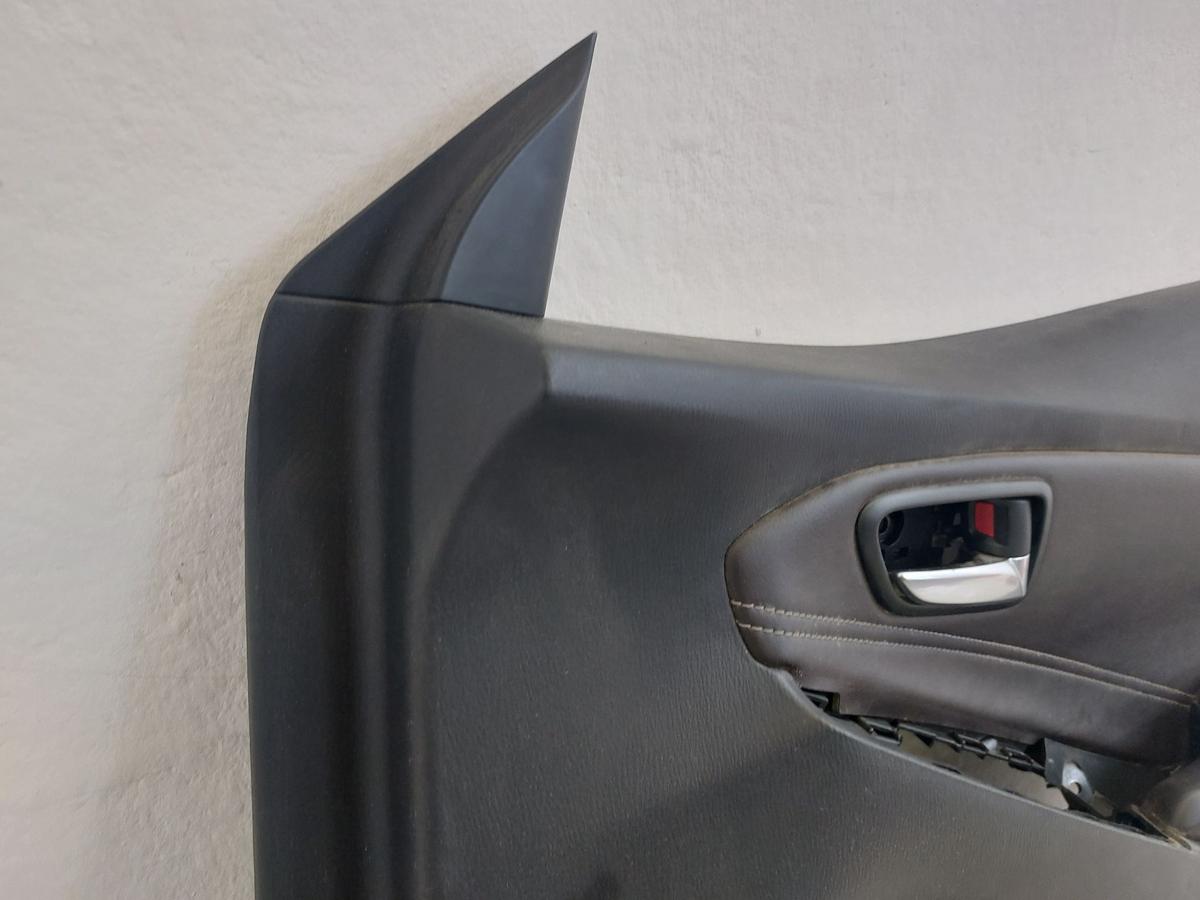 Mazda 2 Typ DJ T&uuml;rverkleidung vorn rechts Innenverkleidung T&uuml;r mit Kunstleder