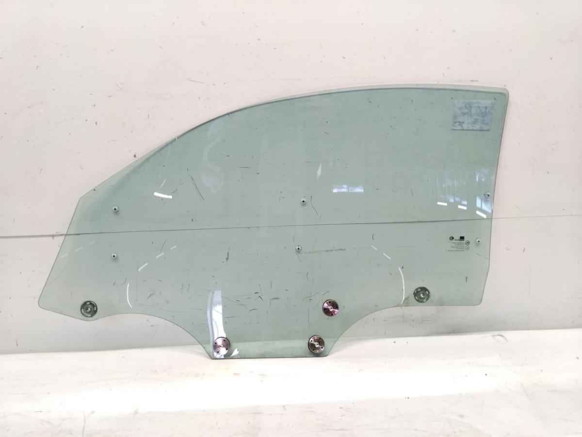 Hyundai Coupe J2 und RD original T&uuml;rscheibe rechts gr&uuml;ncolor BJ2002