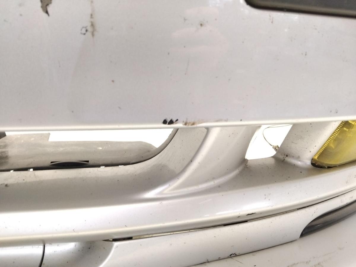 Volvo V40 S40 Facelift original Sto&szlig;f&auml;nger Sto&szlig;stange vorn silber Bj.2002