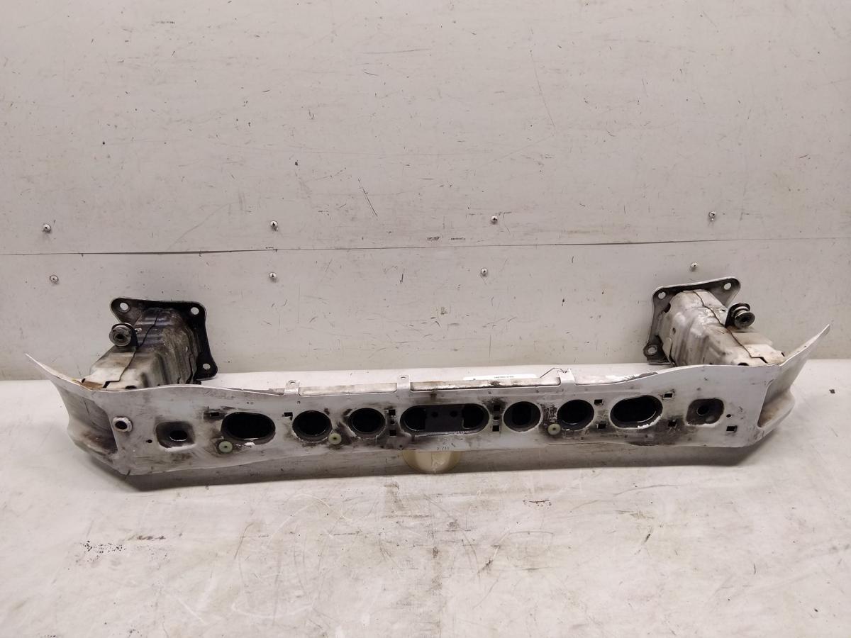 Ford Focus 3 original Tr&auml;ger Verst&auml;rkung Sto&szlig;f&auml;nger vorn BJ2011