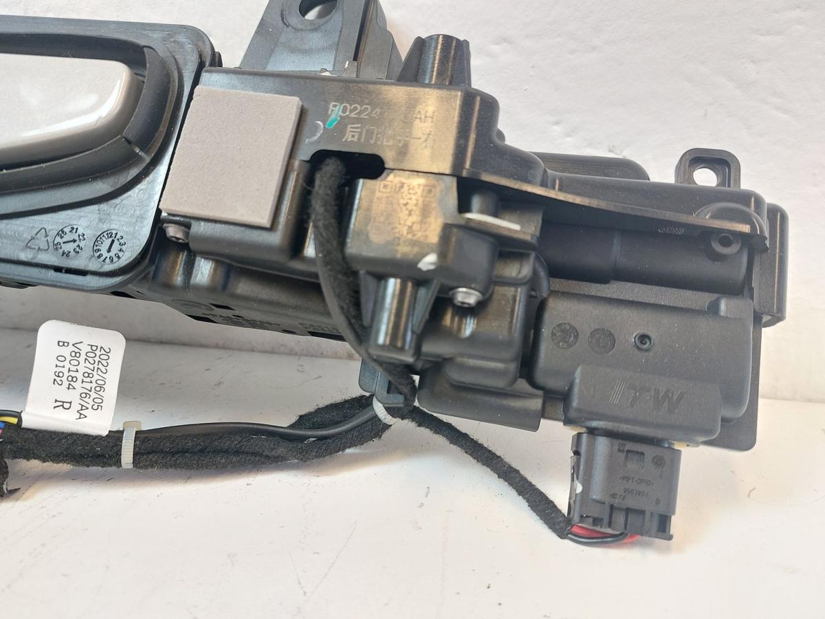 NIO ET7 Elektro Türgriff hinten rechts Außengriff Tür ausfahrbar beleuchtet