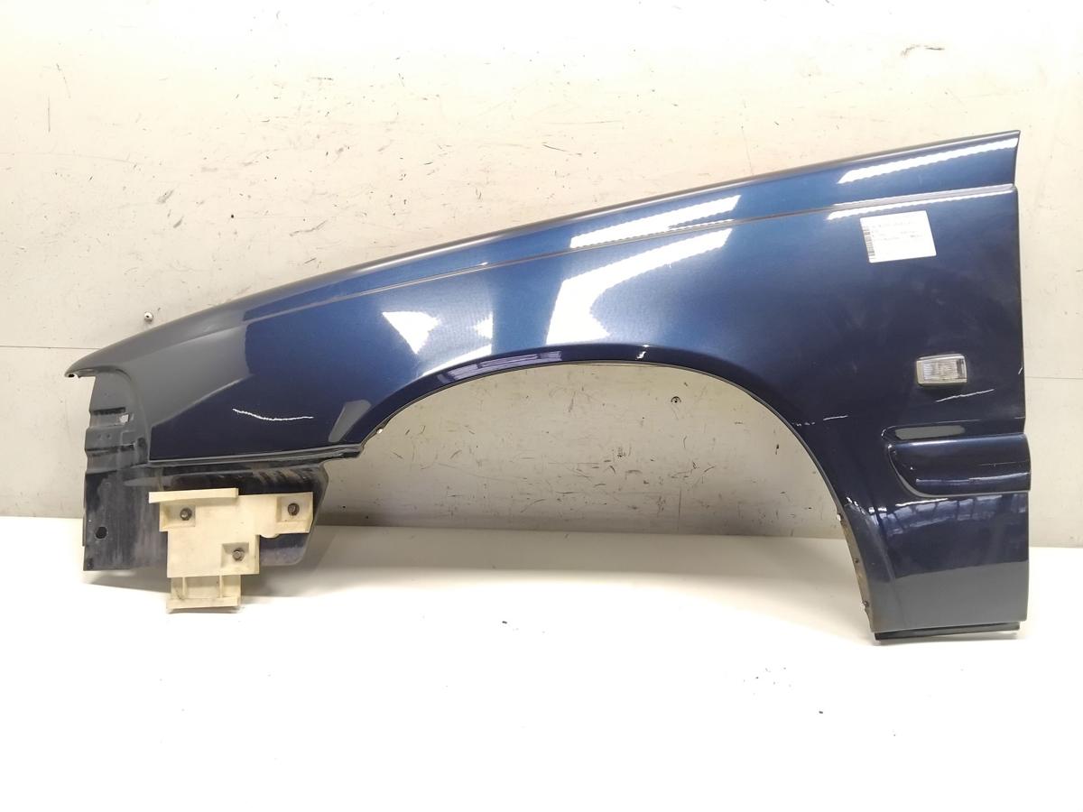Volvo V70 S70 original Kotfl&uuml;gel vorn links 41726 Royalblau Metallic BJ1998