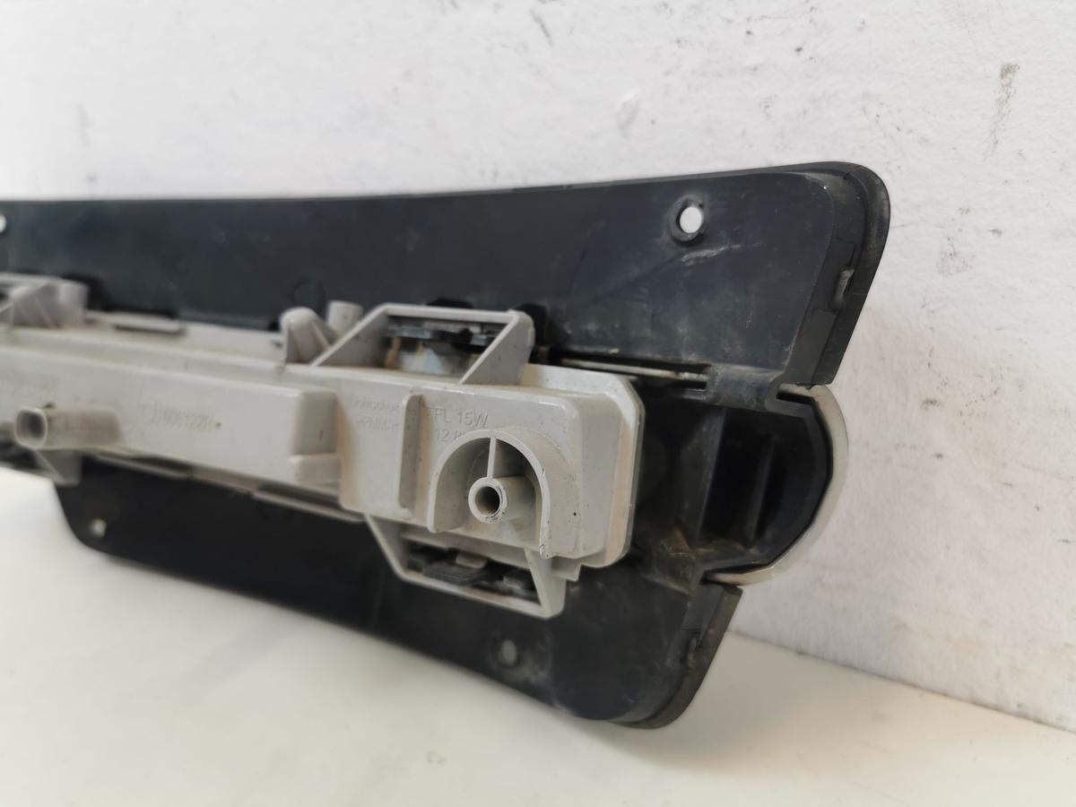 Mercedes C-Klasse W204 Mopf LED Tagfahrleuchte Tagfahrlicht rechts mit Blende
