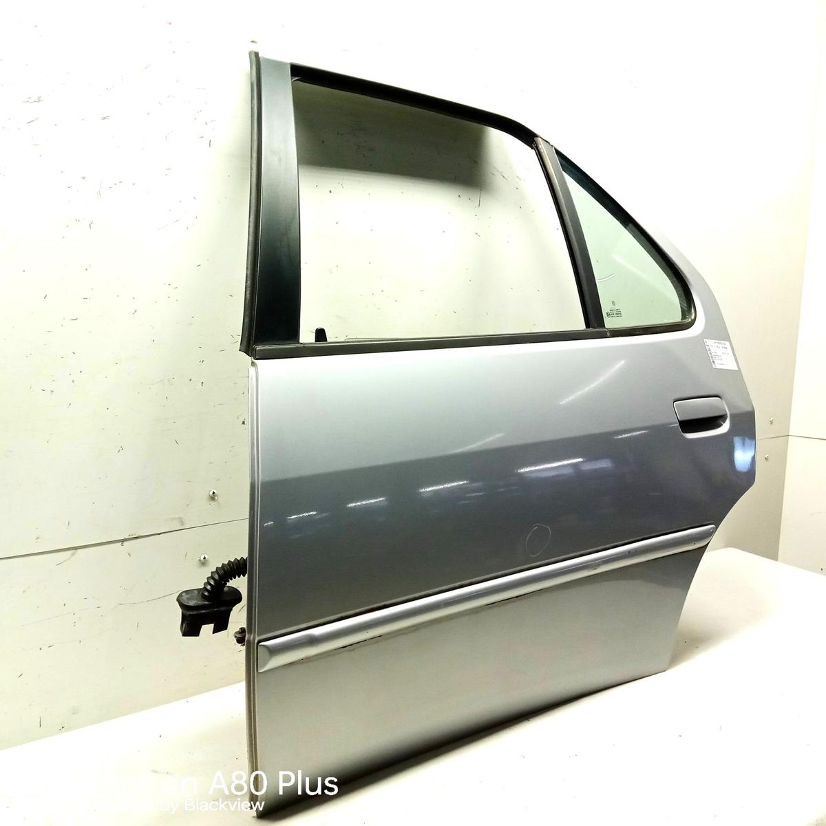 Peugeot 306 Break original T&uuml;r hinten links silbermetallic Kombi BJ2000
