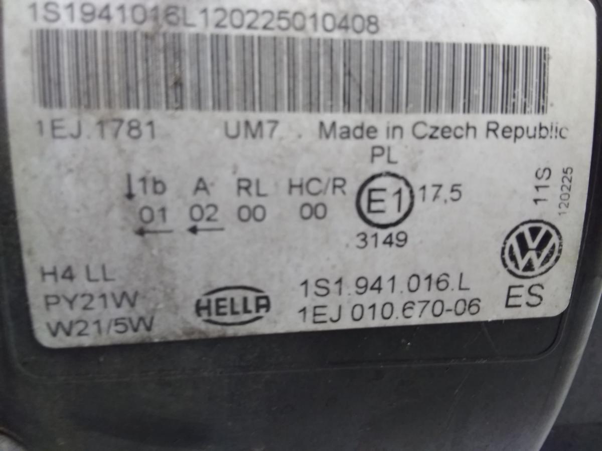 VW Up Satz original Scheinwerfer Hella mit LWR Bj.2012 aufgeklebte Leisten