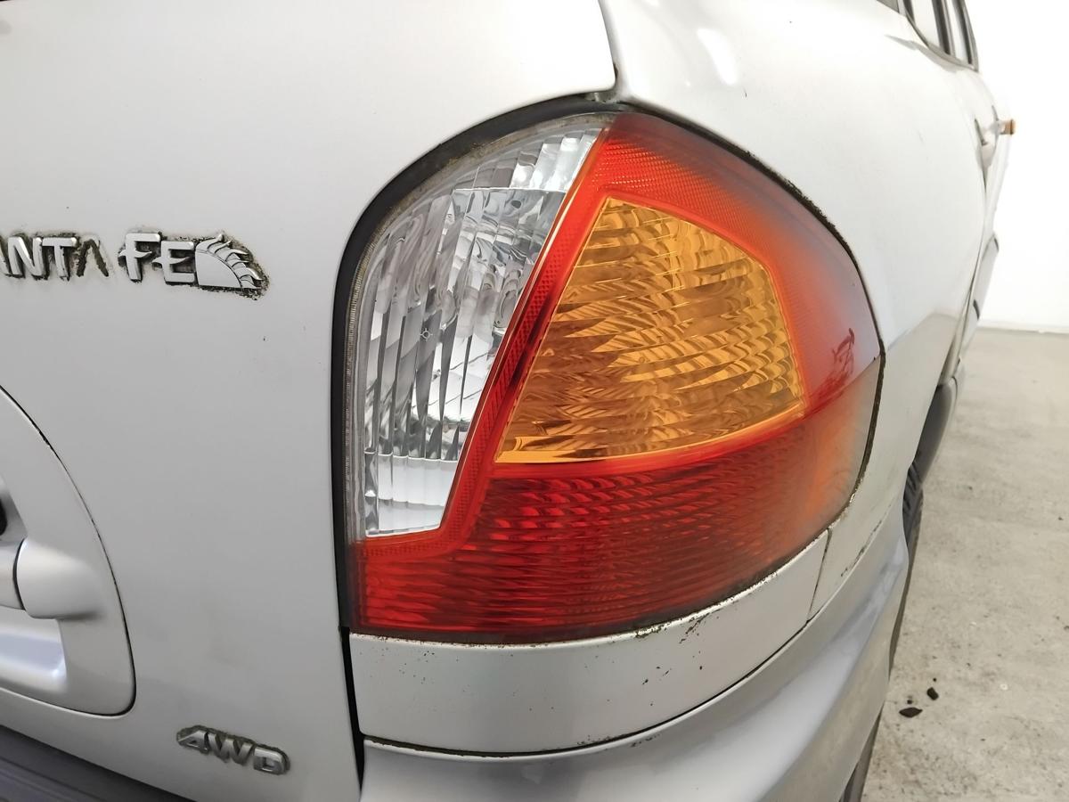 Hyundai Santa Fe SM original Rückleuchte Schlussleuchte rechts BJ2003