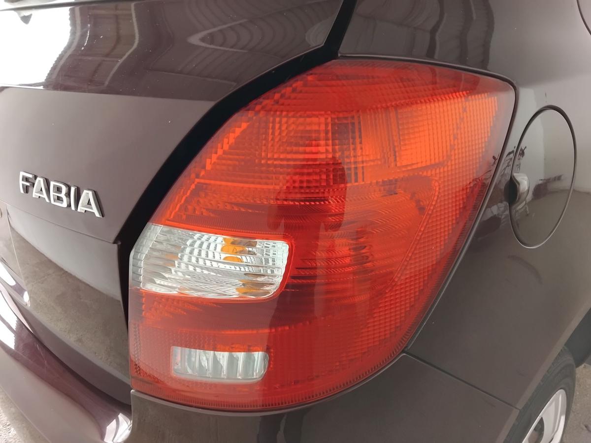 Skoda Fabia 2 5J original R&uuml;ckleuchte Heckleuchte rechts Kombi Flie&szlig;heck BJ2013
