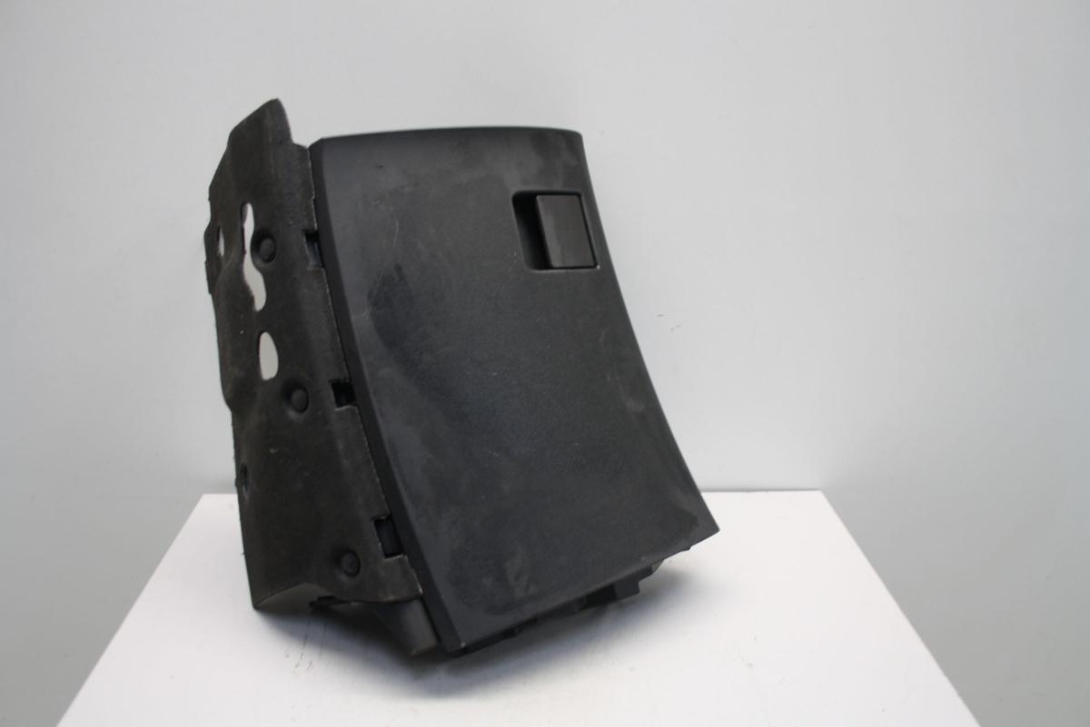 Opel Insignia A Sportstourer orig Handschuhfach Kasten schwarz Bj 2009