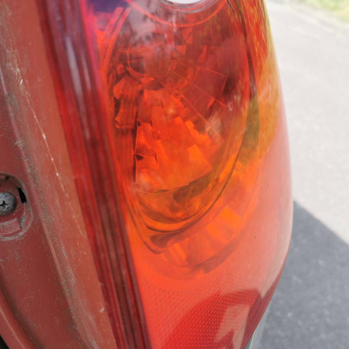 Rückleuchte Schlussleuchte Rücklicht Lampe hinten rechts Mazda 5 CR