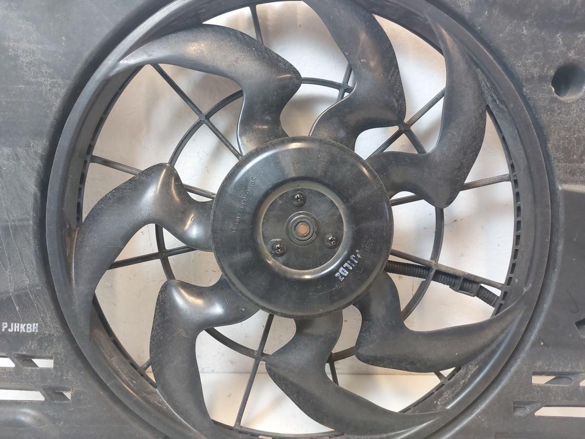 Hyundai i30 PD Mild Hybrid Elektrol&uuml;fter K&uuml;hlerl&uuml;fter mit Zarge 25304-G4710