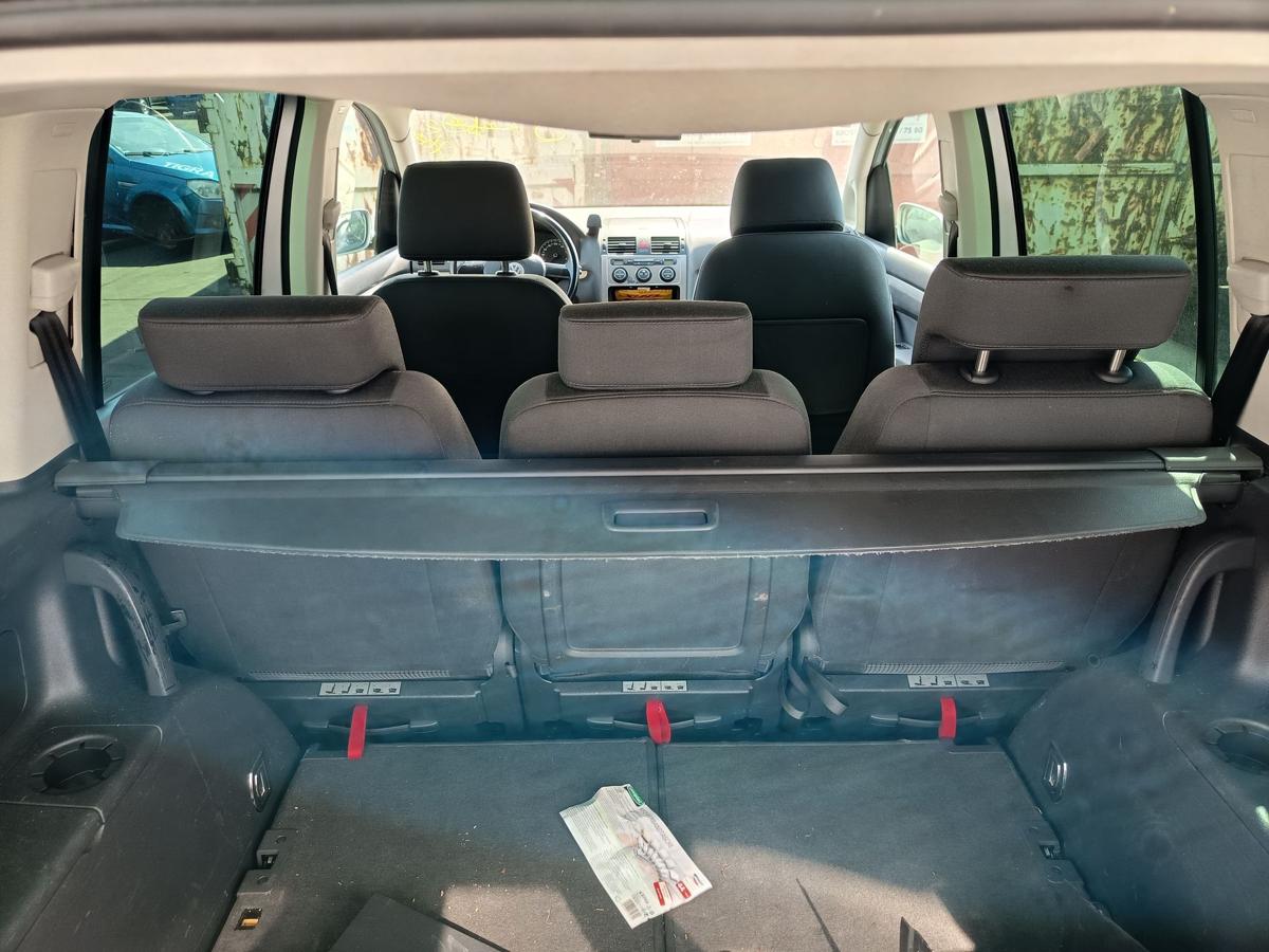 VW Touran 1T original Laderaumabdeckung Baujahr 2004