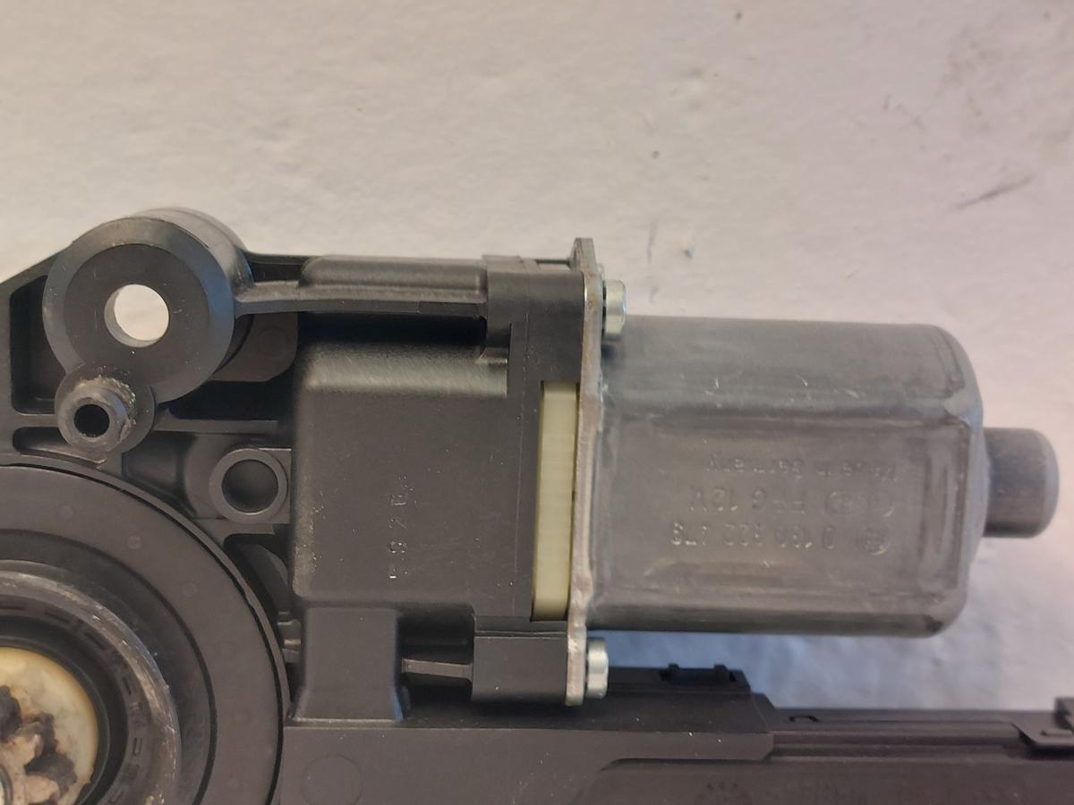 Renault Megane 3 III Kombi GR/T Motor Fensterheber Fensterhebernotor vorn links