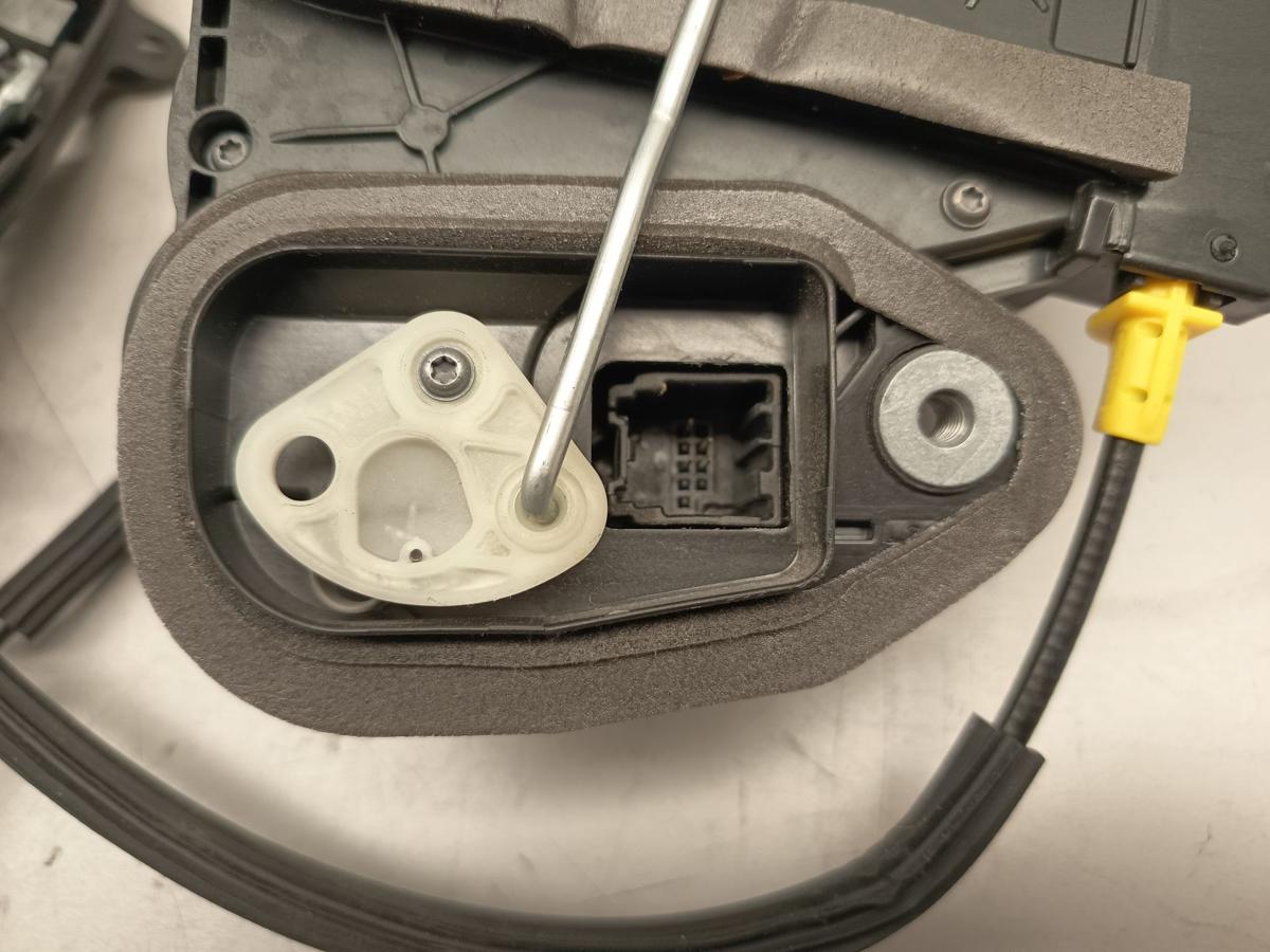 Opel Astra K original T&uuml;rschloss vorne rechts Baujahr 2018