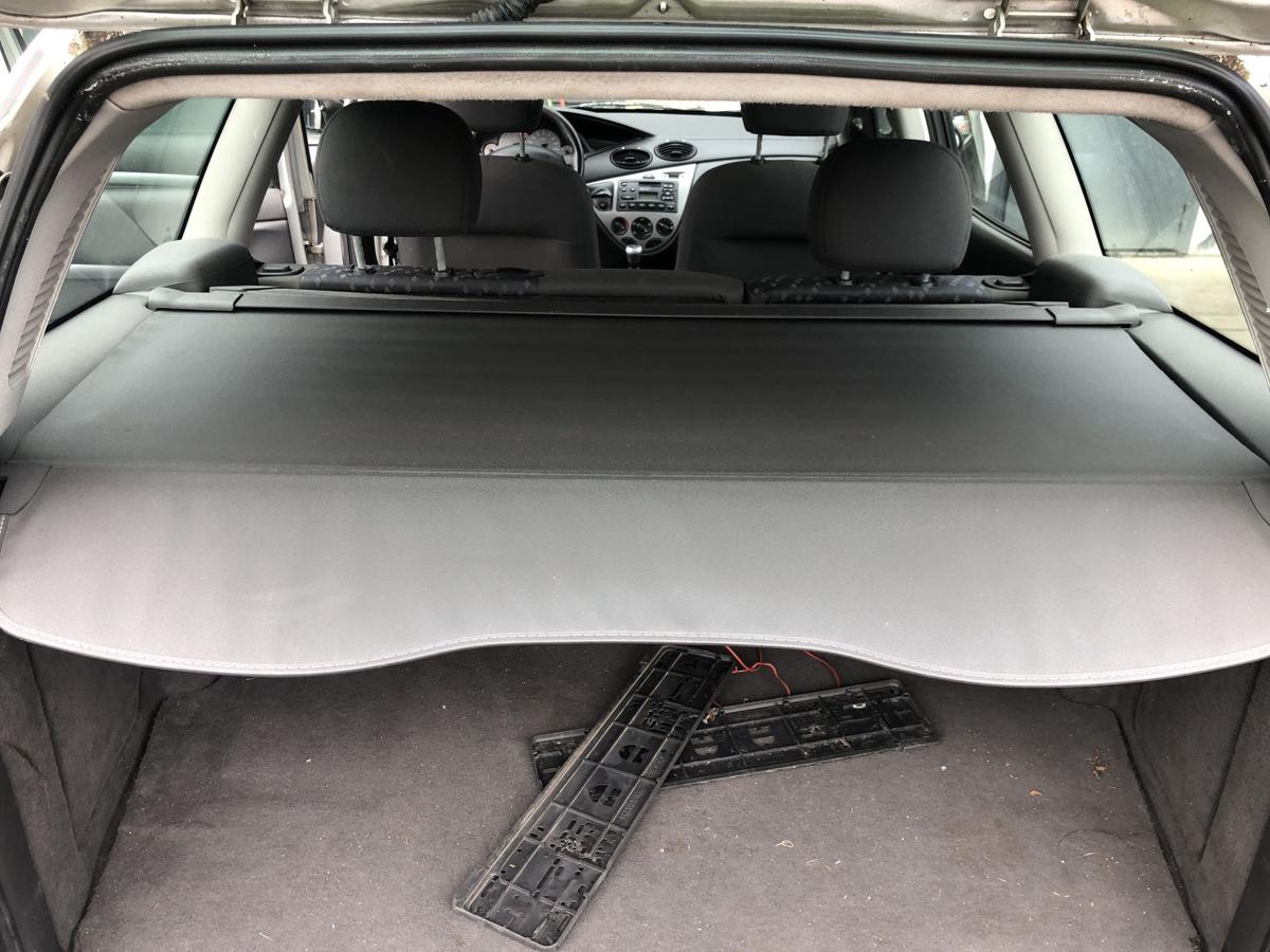 Ford Focus Turnier DNW original Laderaumabdeckung Rollo schwarz Hutablage Bj2001