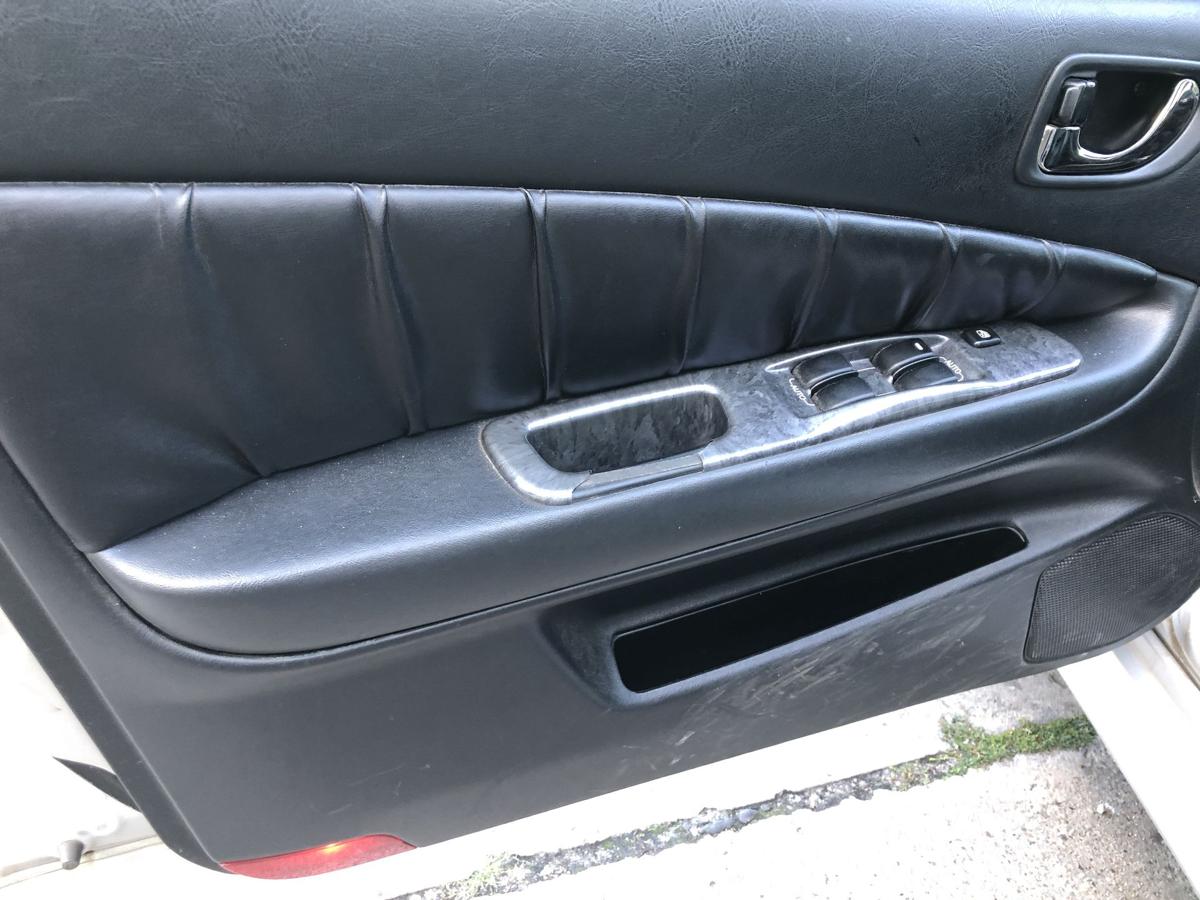 Mitsubishi Galant EA0 Avance Lederausstattung Limo Leder schwarz Ledersitze
