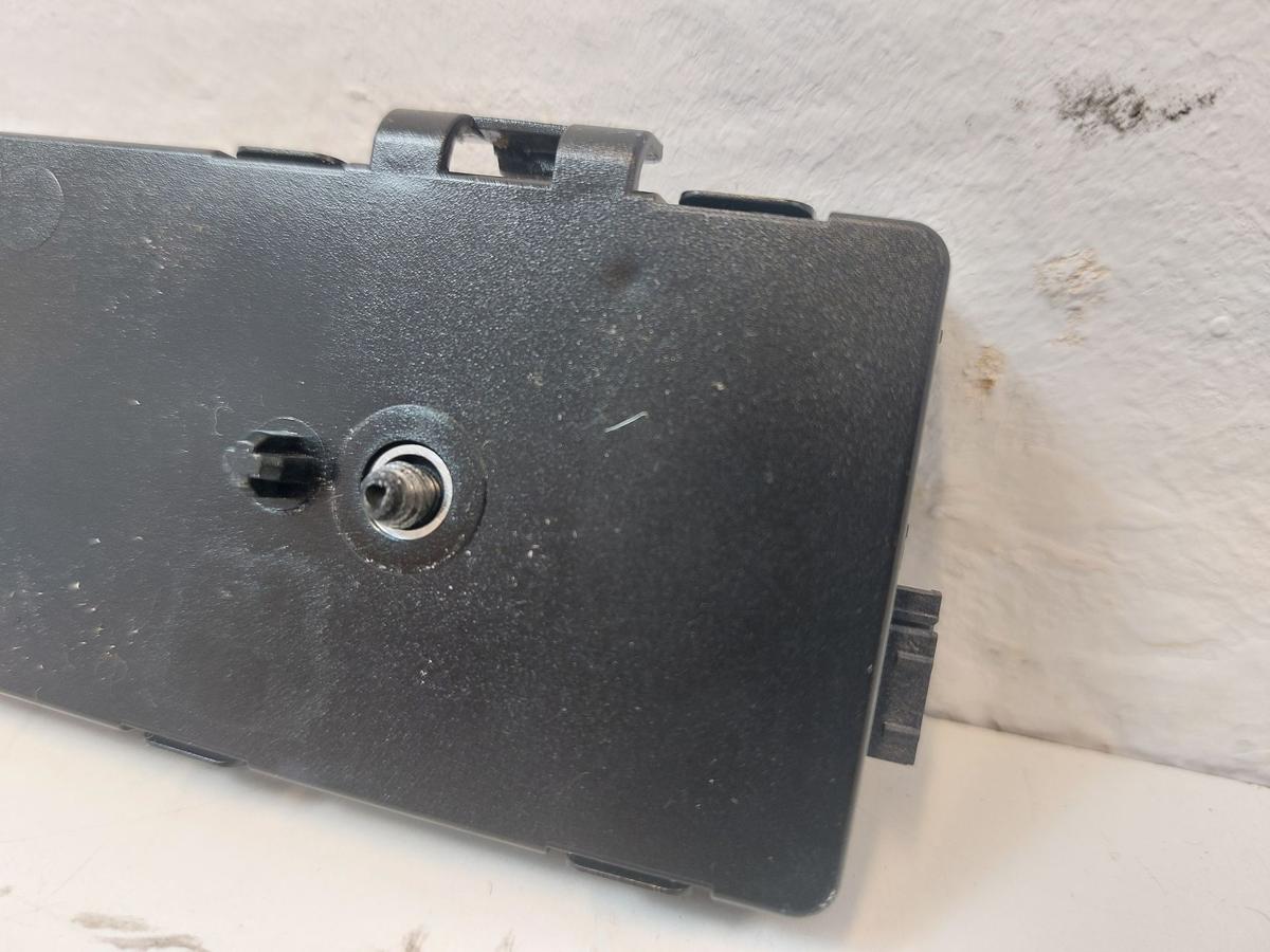 BMW 1er F21 M140i LCI Antennenverst&auml;rker Verst&auml;rker Antennensignal OEM