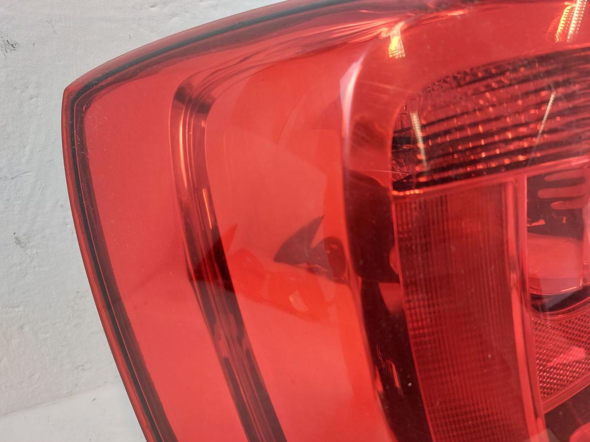 VW Polo 6R Rückleuchte links Rücklicht Heckleuchte Schlussleuchte