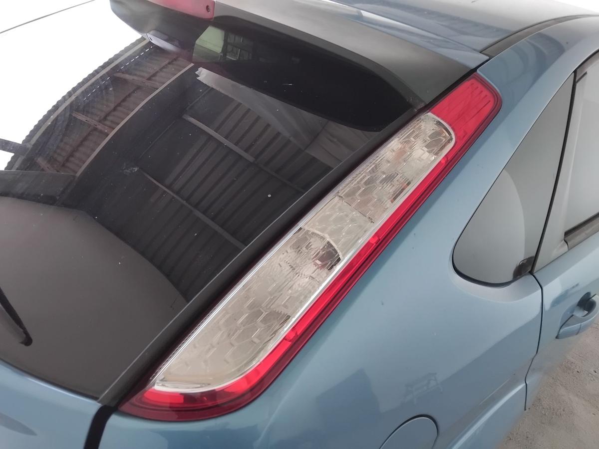Ford Focus 2 DA3 Facelift Fließheck orig. Rückleuchte Heckleuchte rechts BJ2009