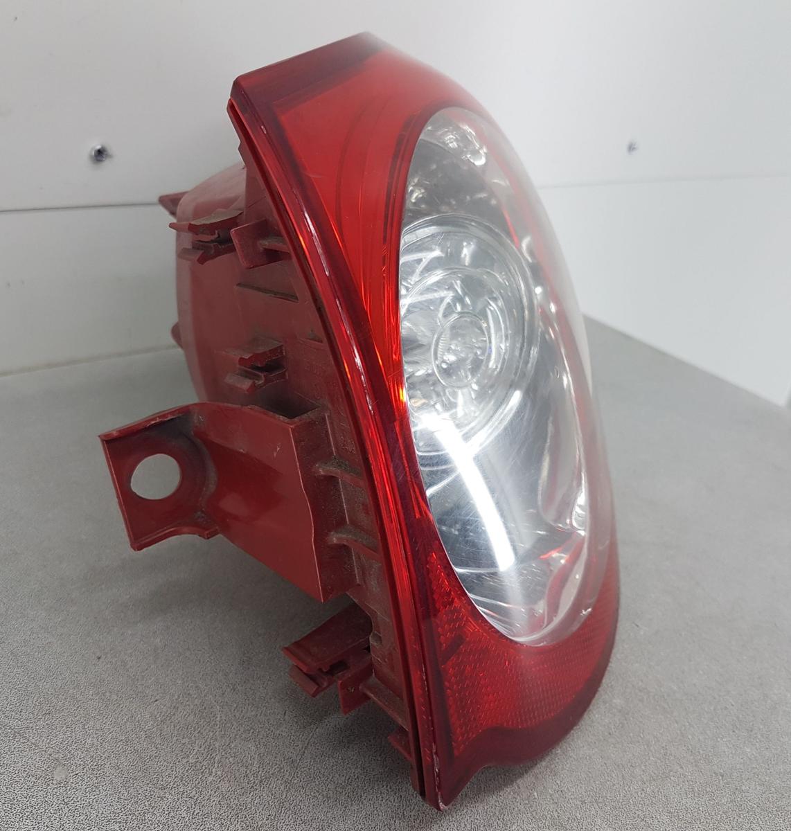 VW Passat 3C Rückleuchte Rücklicht außen rechts 3C9945096N Bj07 Kombi LED