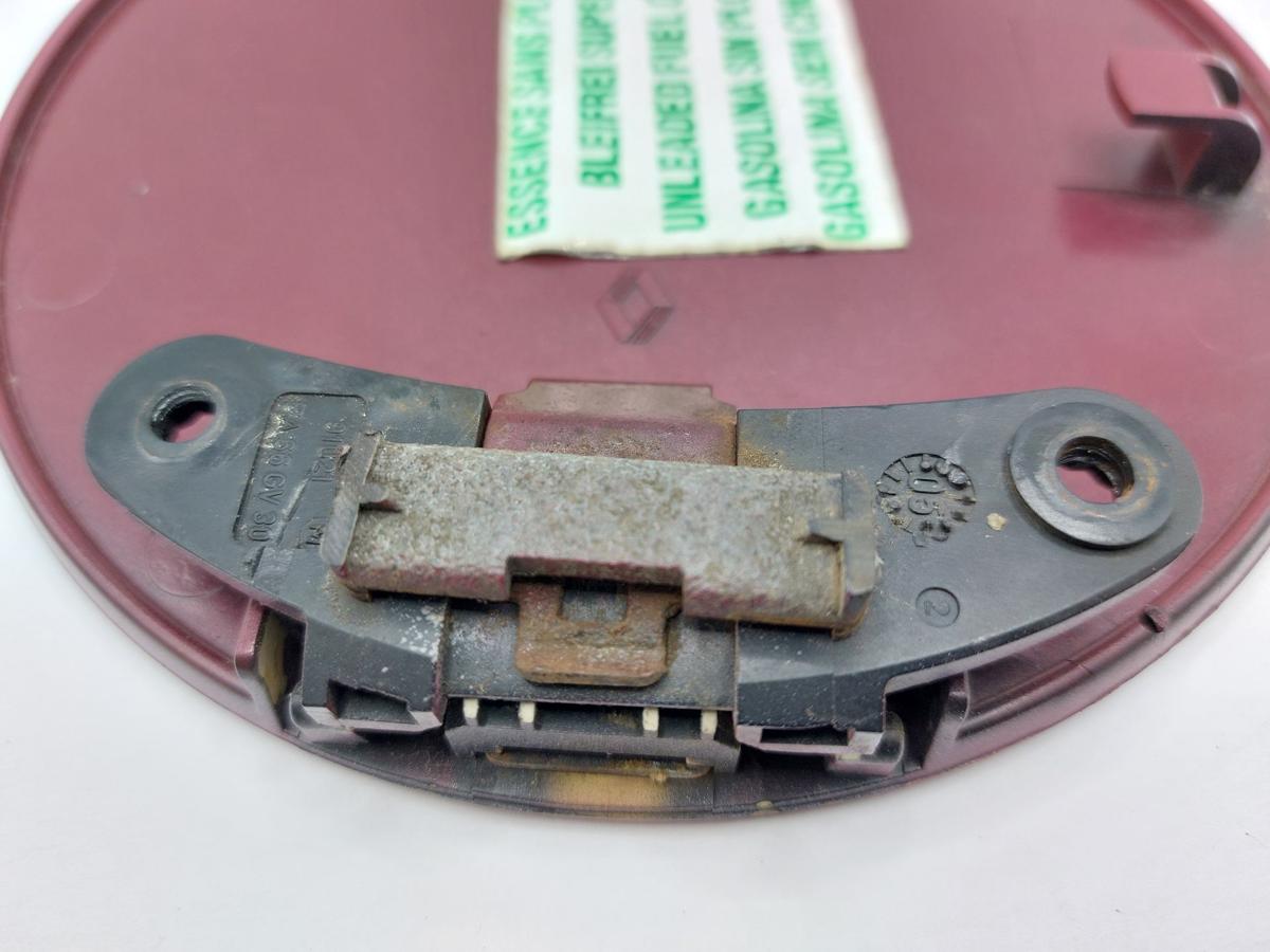 Renault Twingo C06 Tankklappe Tankdeckel Tankverschluss NV713 CHERRY RED