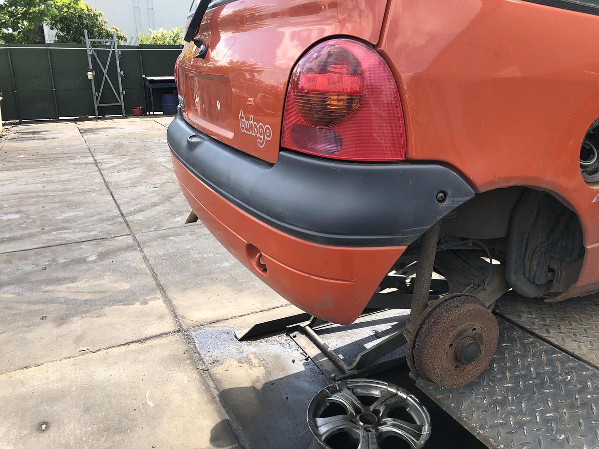 Renault Twingo I orig Stossfänger Stoßstange hinten OV327 Tropical Orange Bj 99