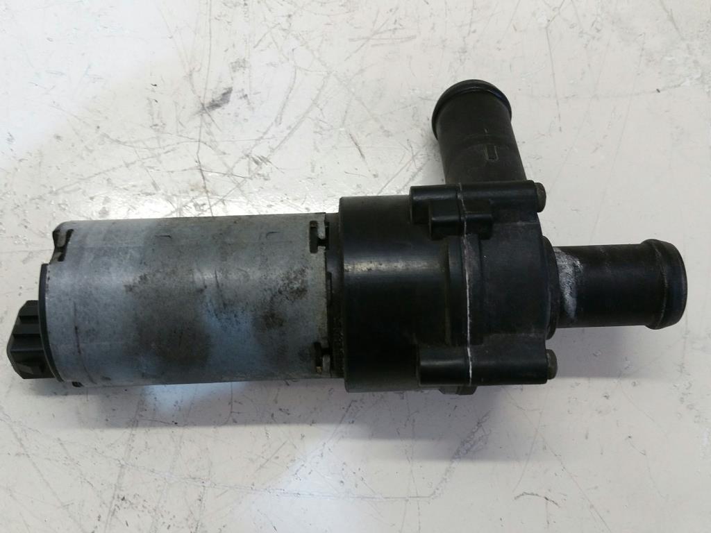 VW Golf 4 1J orig. Zusatzwasserpumpe 2.3 V5 251965561 BOSCH